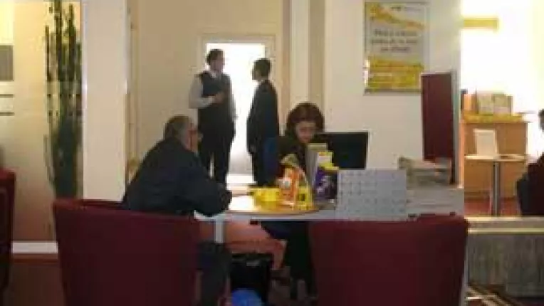 Bancile si-au lansat oferta de Sarbatori. Mos Craciun aduce dobanzi mici la credite