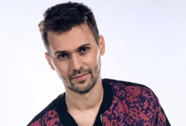 Paul Damixie intra in topul Maxima FM